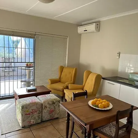 El Dorado 78 Apartment Oudtshoorn Exterior photo