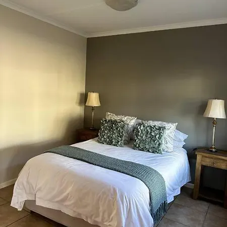 El Dorado 78 Apartment Oudtshoorn Exterior photo