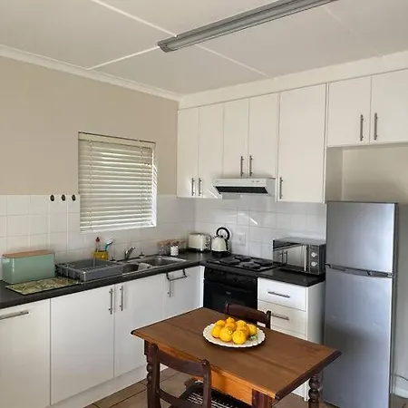 El Dorado 78 Apartment Oudtshoorn Exterior photo